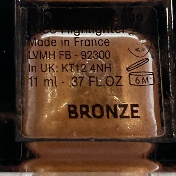 Givenchy Prisme Libre Skin Caring Liquid Highlighter Bronze NWT Full Size - Picture 5 of 8